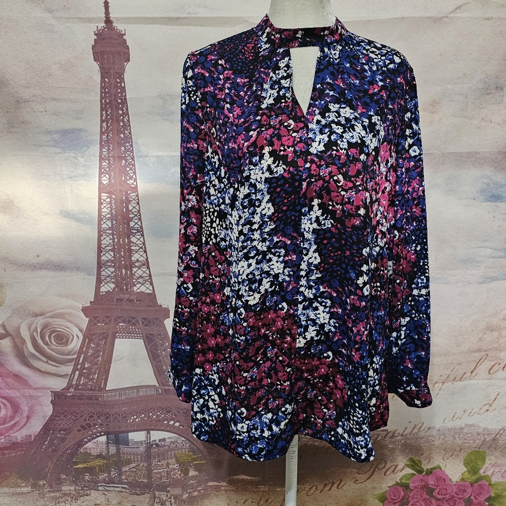 Nine West floral long sleeve blouse
